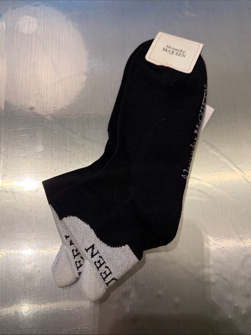 Alexander Mcqueen Black Athletic Split-Toe Socks With Gray Accents